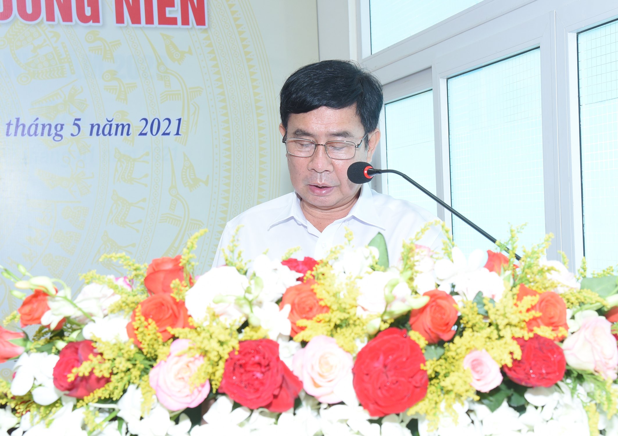Ông Hà Huệ Hải – TGĐ báo cáo kết quả hoạt động kinh doanh của công ty năm 2020 và phương hướng kinh doanh năm 2021